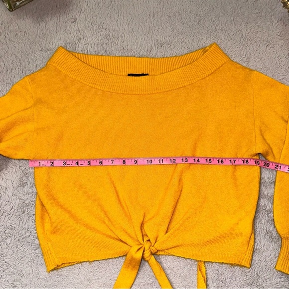 Express off shoulder twist front sweater - Picture 8 of 9